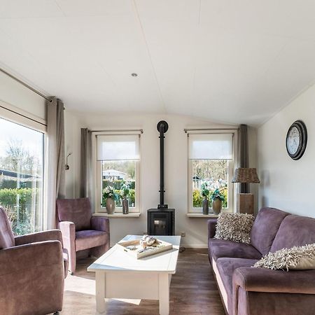 Cosy Holiday Home In Appelscha With Garden Exteriér fotografie